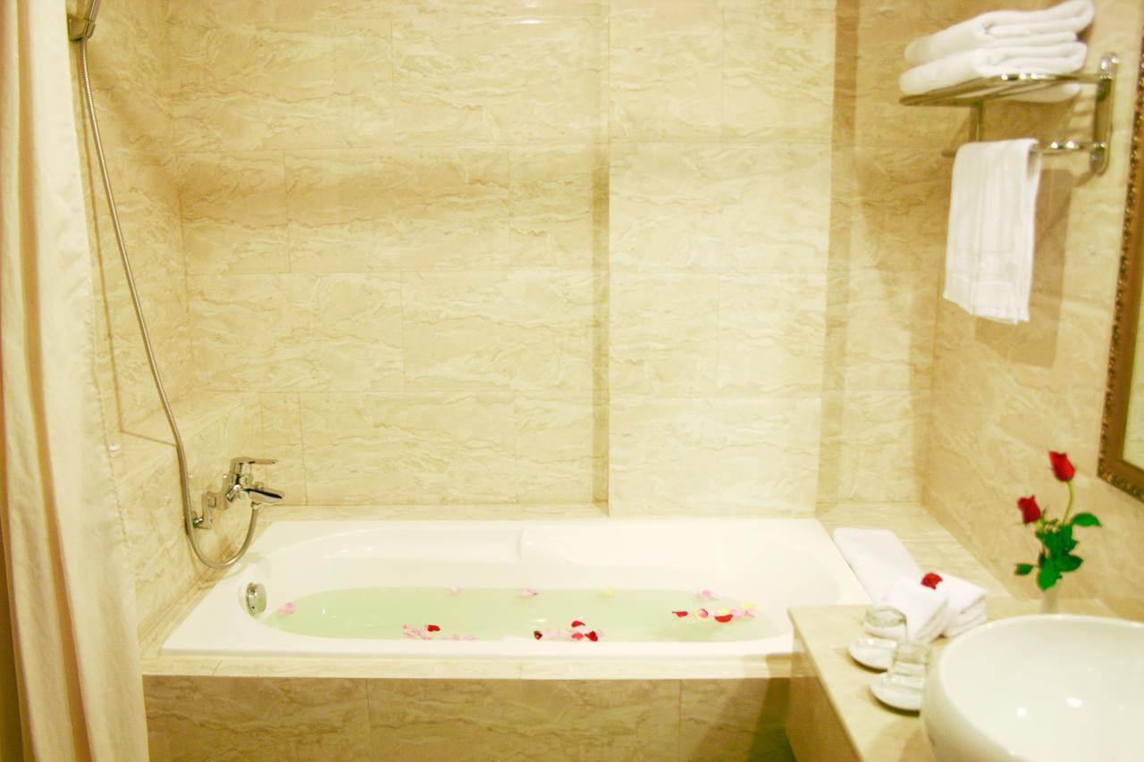 Angella Hotel Nha Trang Bagian luar foto