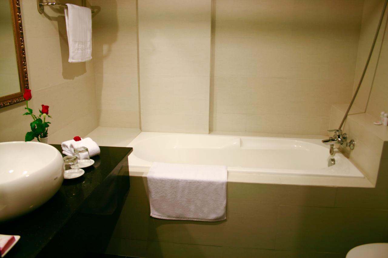 Angella Hotel Nha Trang Bagian luar foto