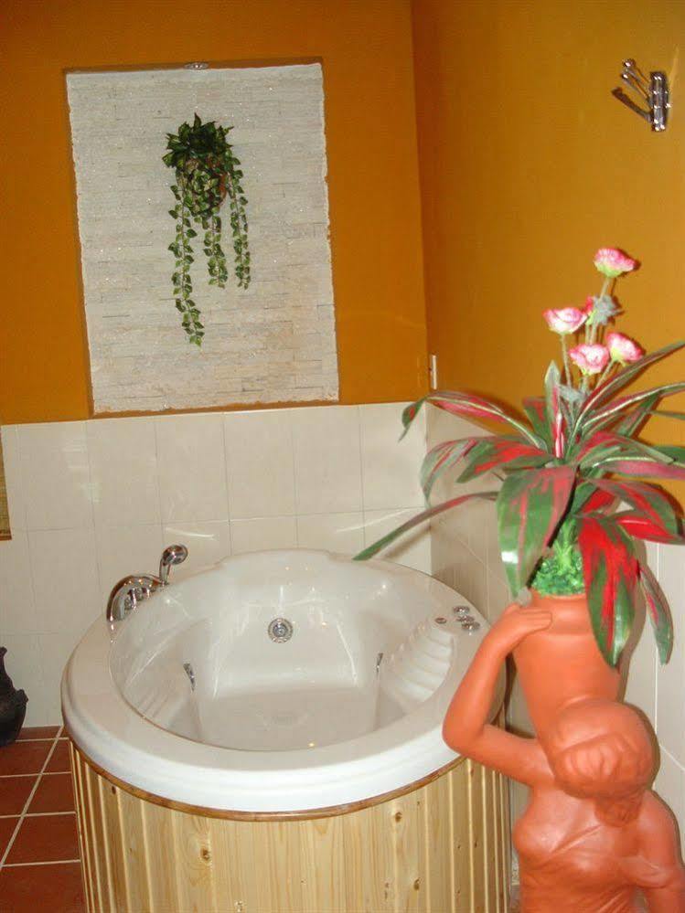 Angella Hotel Nha Trang Bagian luar foto